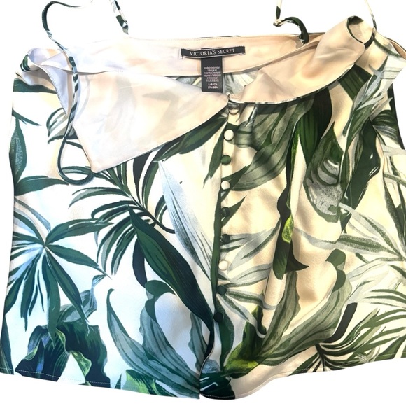 Victoria's Secret Tropical Green Camisole Size Small Adjustable Straps Silky - Picture 2 of 8